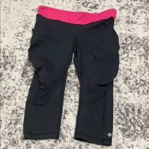 LuLulemon Athletica Capri  Leggings Size 8 EUC
